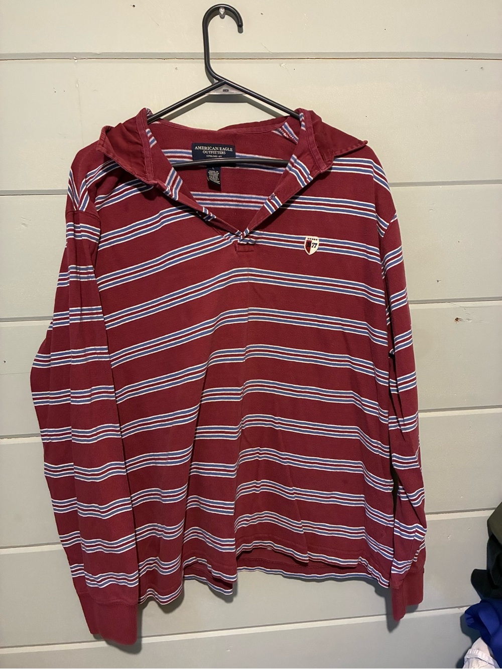 Vintage American Eagle Outfitters Men’s Burgundy Striped V-Neck Pullover Hoodie